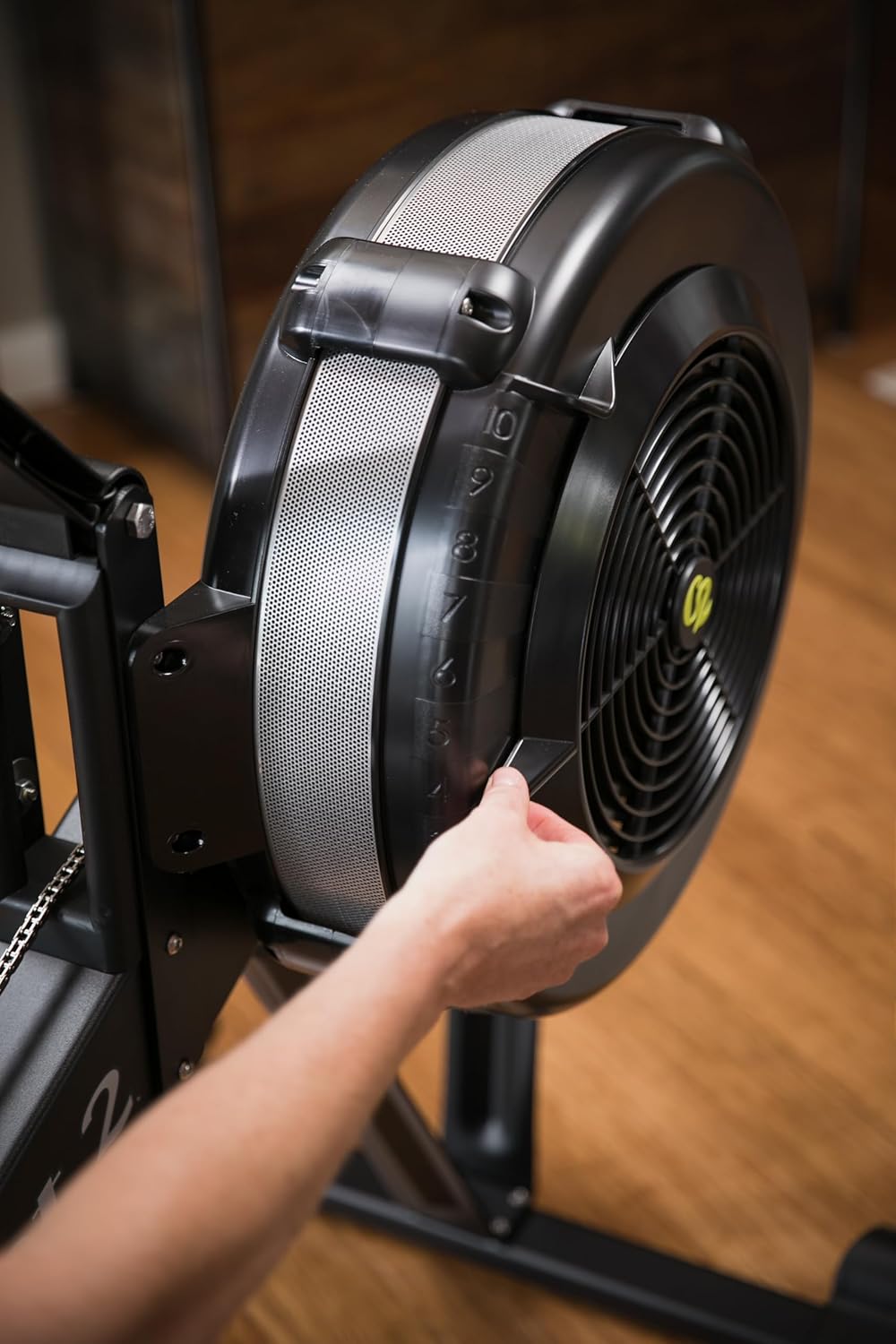 Concept2 Rudergerät Model D – Luftwiderstand, PM5 Performance Monitor (LCD), 227 kg Max. Belastung, Stabiler Edelstahlrahmen – Ganzkörper-Workout für Zuhause (Schwarz)